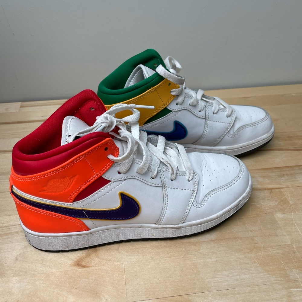 Air Jordan Mid multi color